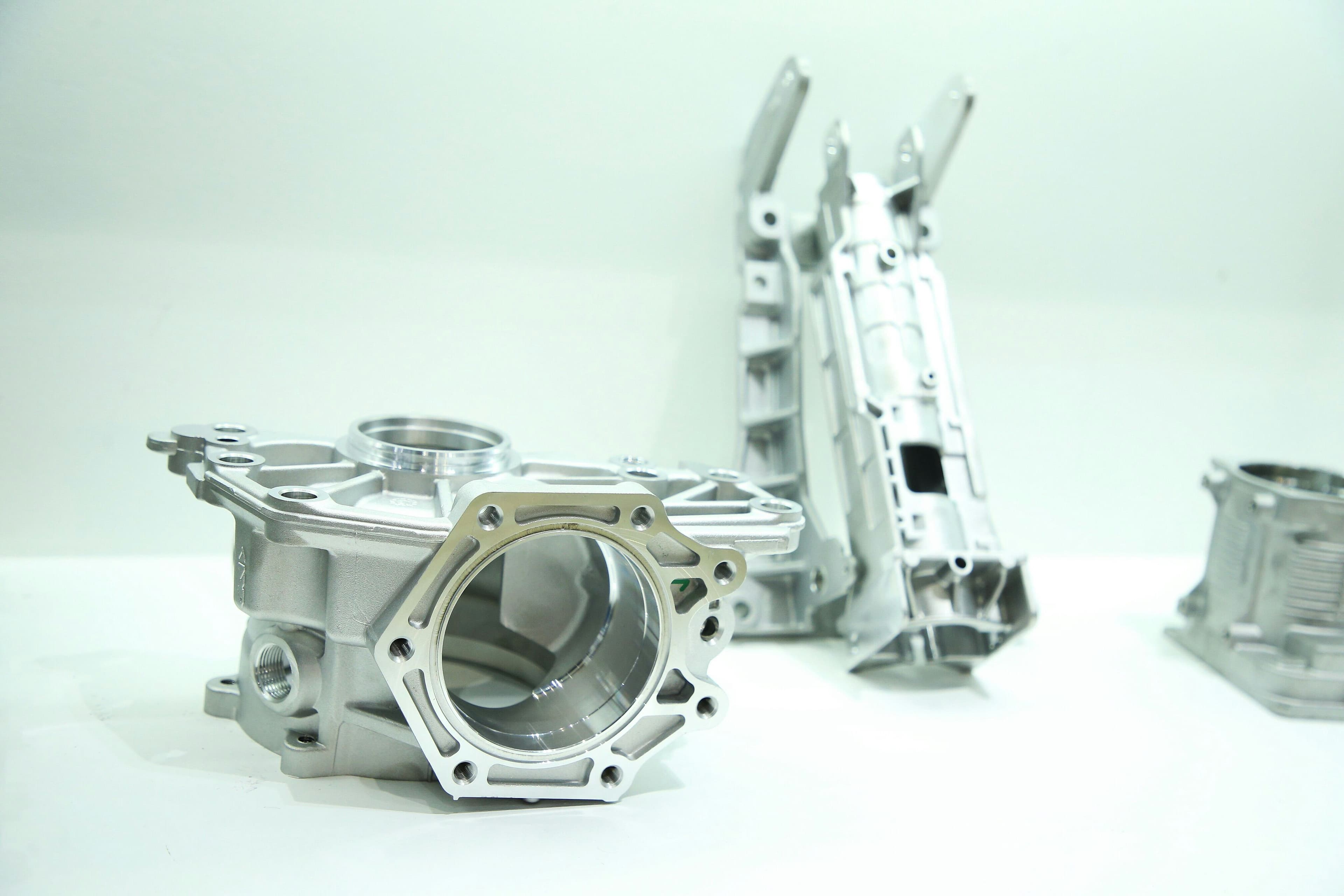 BRAKING & SUSPENSION